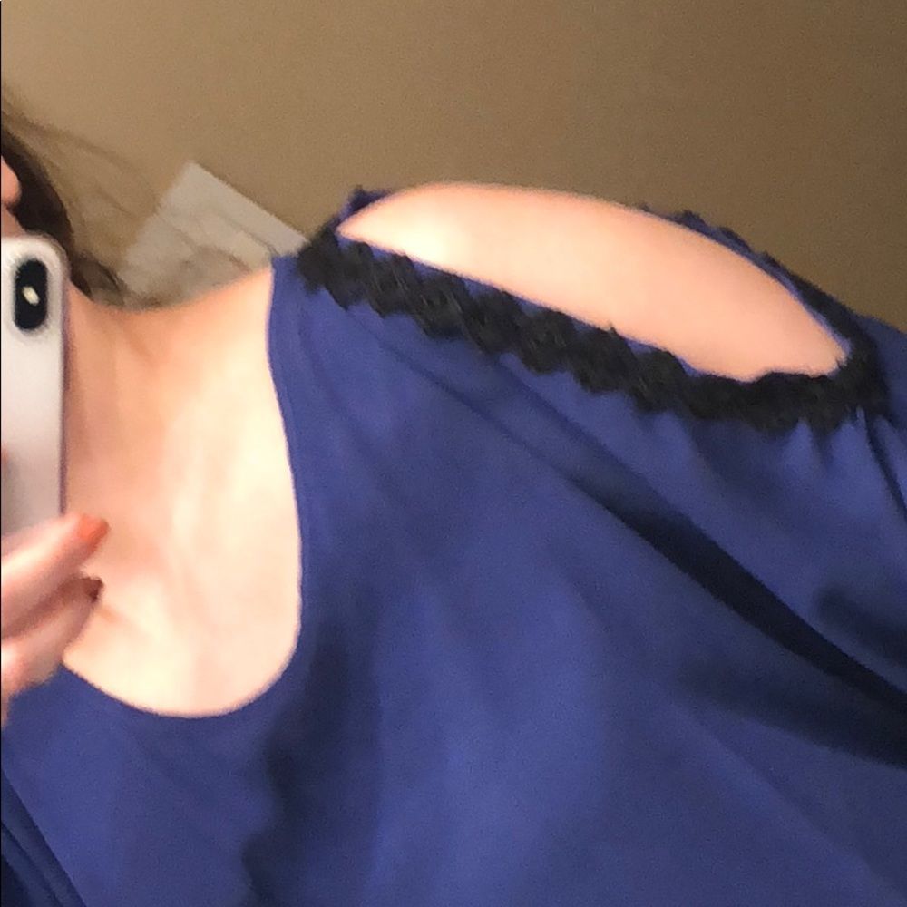 Top - Picture 2 of 8